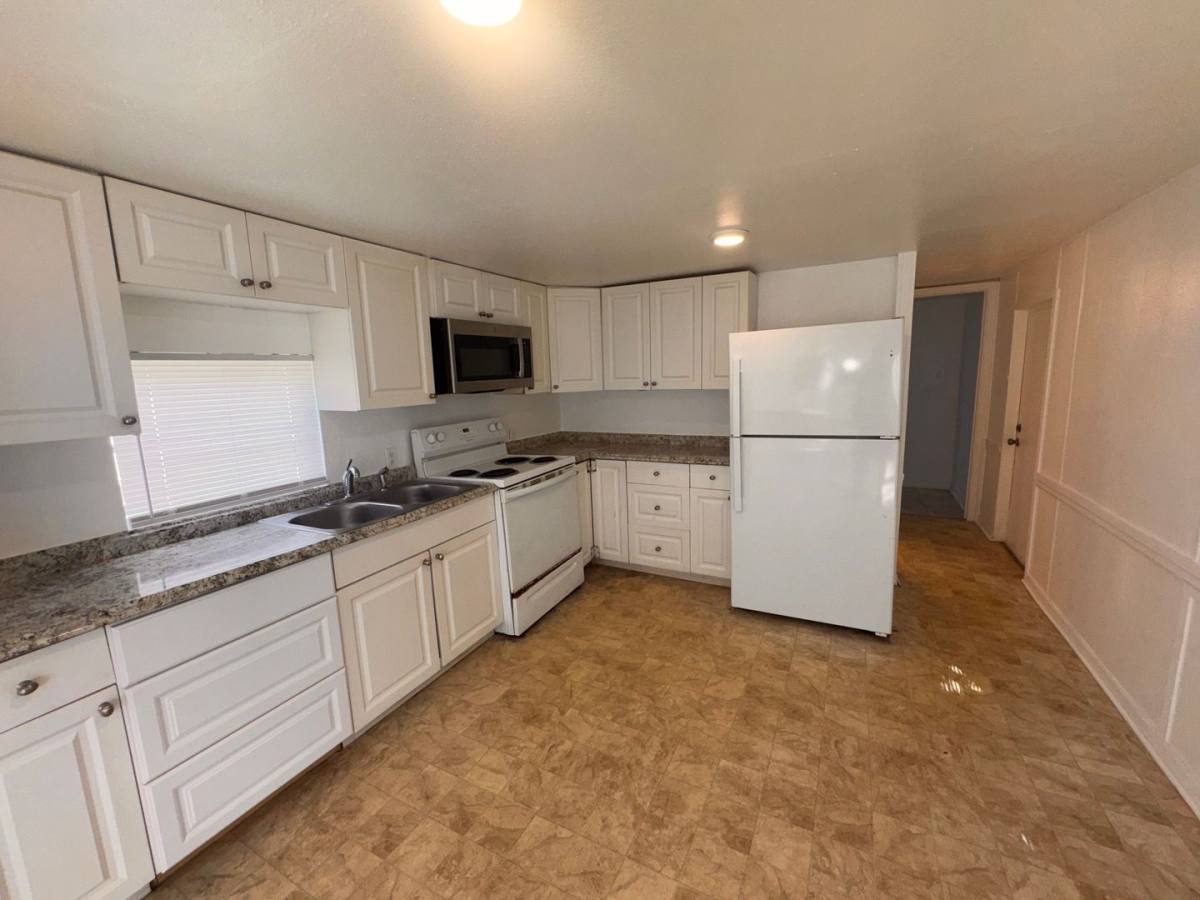 House for rent at 1137 S Christiana Ave, Apopka, FL 32703