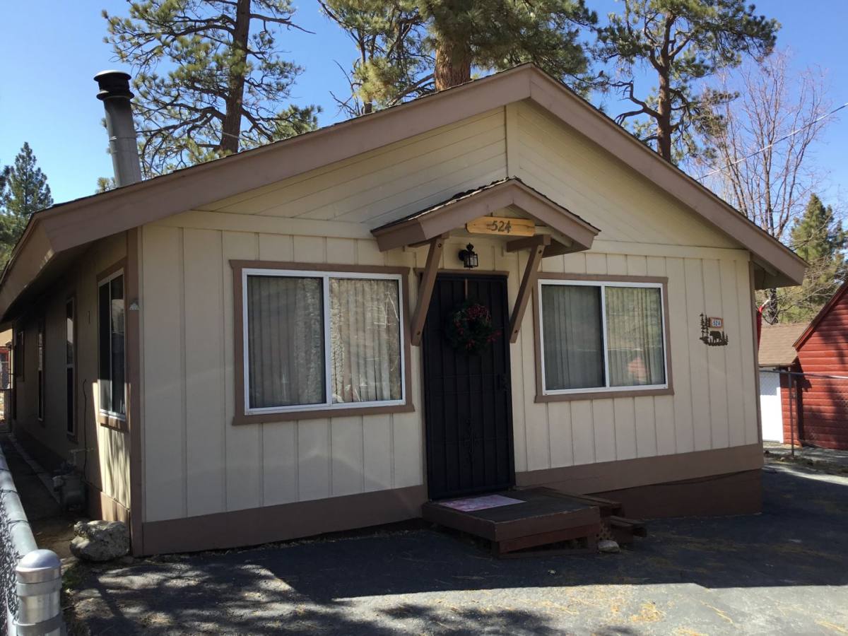 House for rent at 524 Wanita Lane, Big Bear Lake, CA 92315
