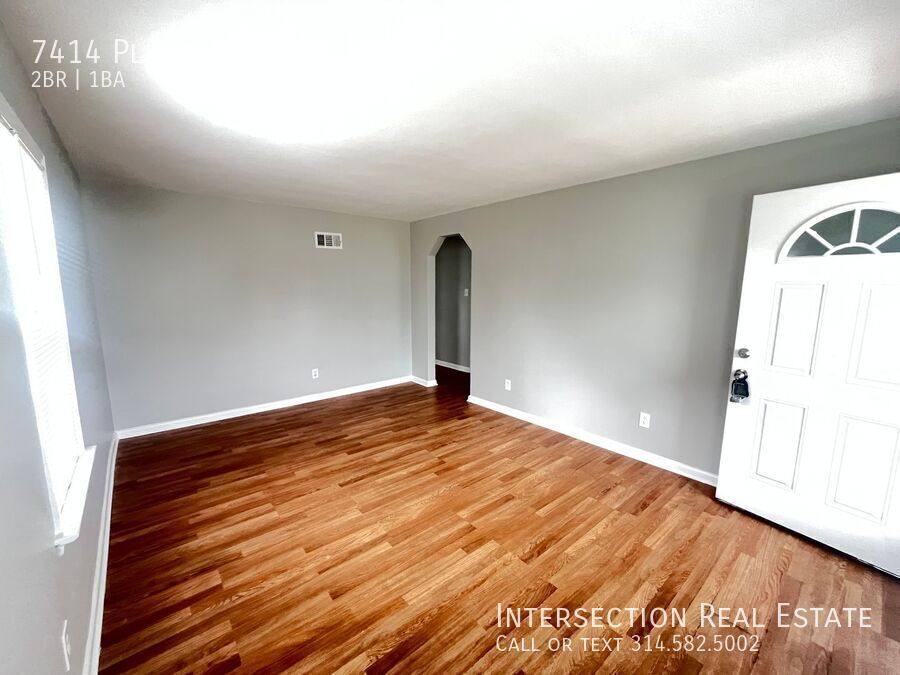 House for rent at 7414 Pleaseway Dr, Saint Louis, MO 63136