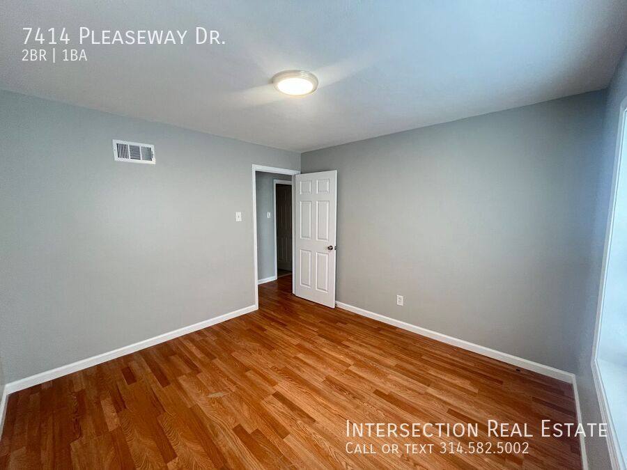 House for rent at 7414 Pleaseway Dr, Saint Louis, MO 63136