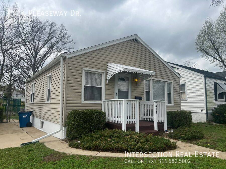 House for rent at 7414 Pleaseway Dr, Saint Louis, MO 63136
