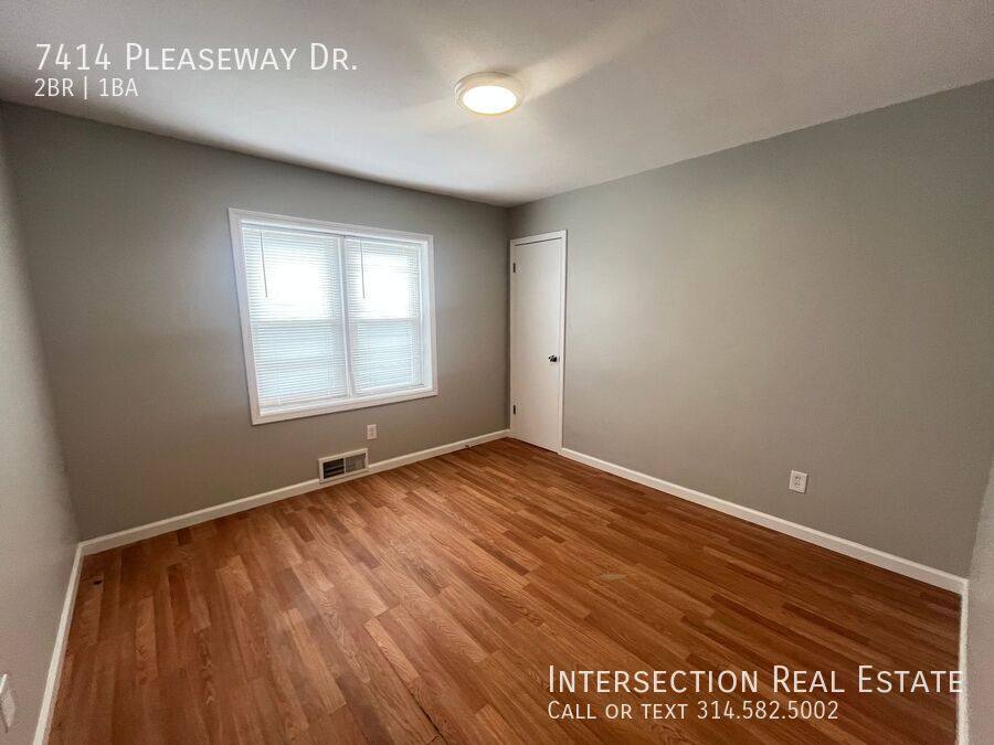 House for rent at 7414 Pleaseway Dr, Saint Louis, MO 63136