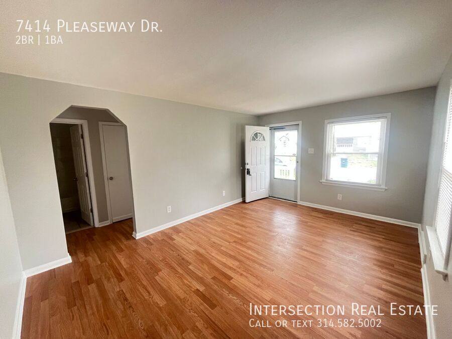 House for rent at 7414 Pleaseway Dr, Saint Louis, MO 63136