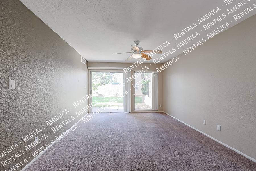 Townhouse for rent at 4555 W Continental Dr, Glendale, AZ 85308