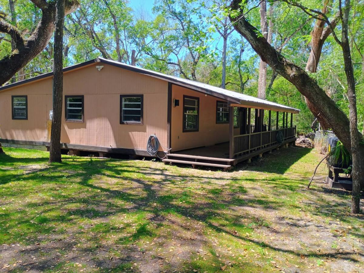 House for rent at 12740 County Rd, Webster, FL 33597