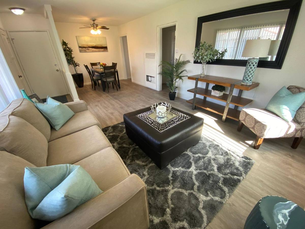 Apartment for rent at 645 W Pomona Blvd, Monterey Park, CA 91754