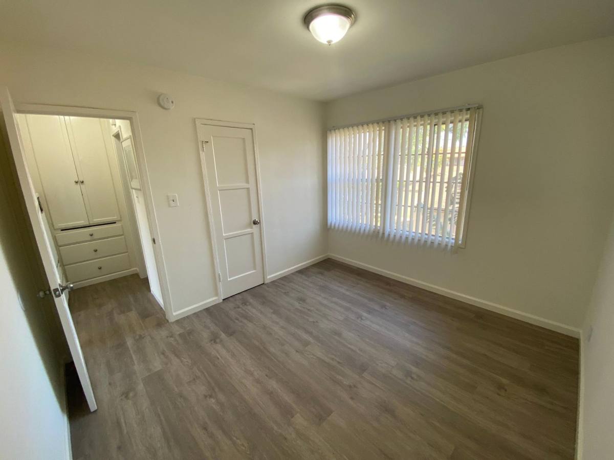 Apartment for rent at 645 W Pomona Blvd, Monterey Park, CA 91754