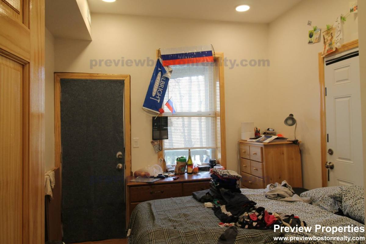 Apartment for rent at 20 Winthrop St #2P, Roxbury, MA 02119