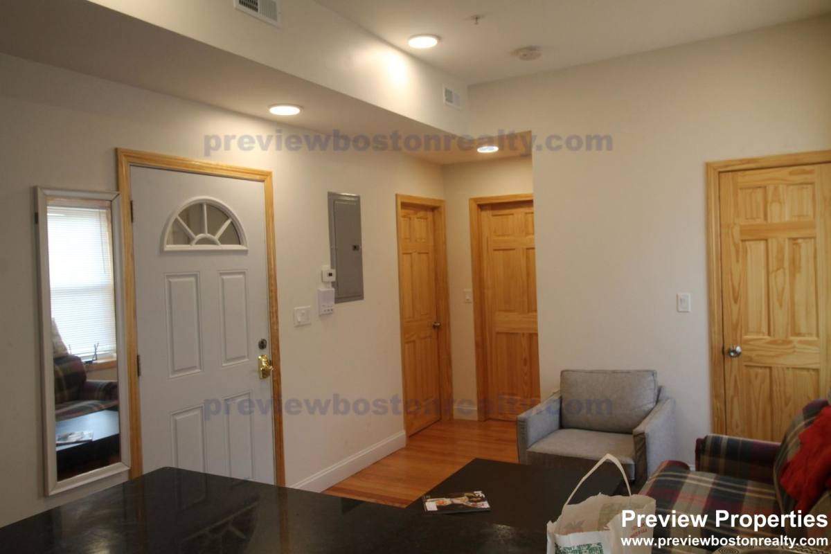 Apartment for rent at 20 Winthrop St #2P, Roxbury, MA 02119