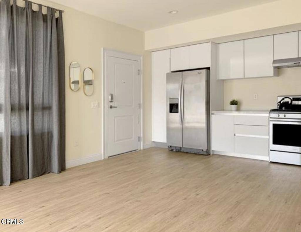 Apartment for rent at 60 S Vinedo Ave #112, Pasadena, CA 91107