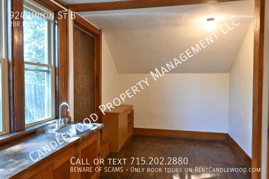 Apartment for rent at 924 Union St #B, Stevens Point, WI 54481