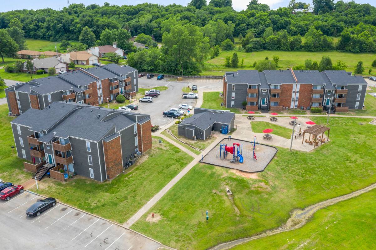 Apartment for rent at 512 E Madison, Broken Arrow, OK 74012