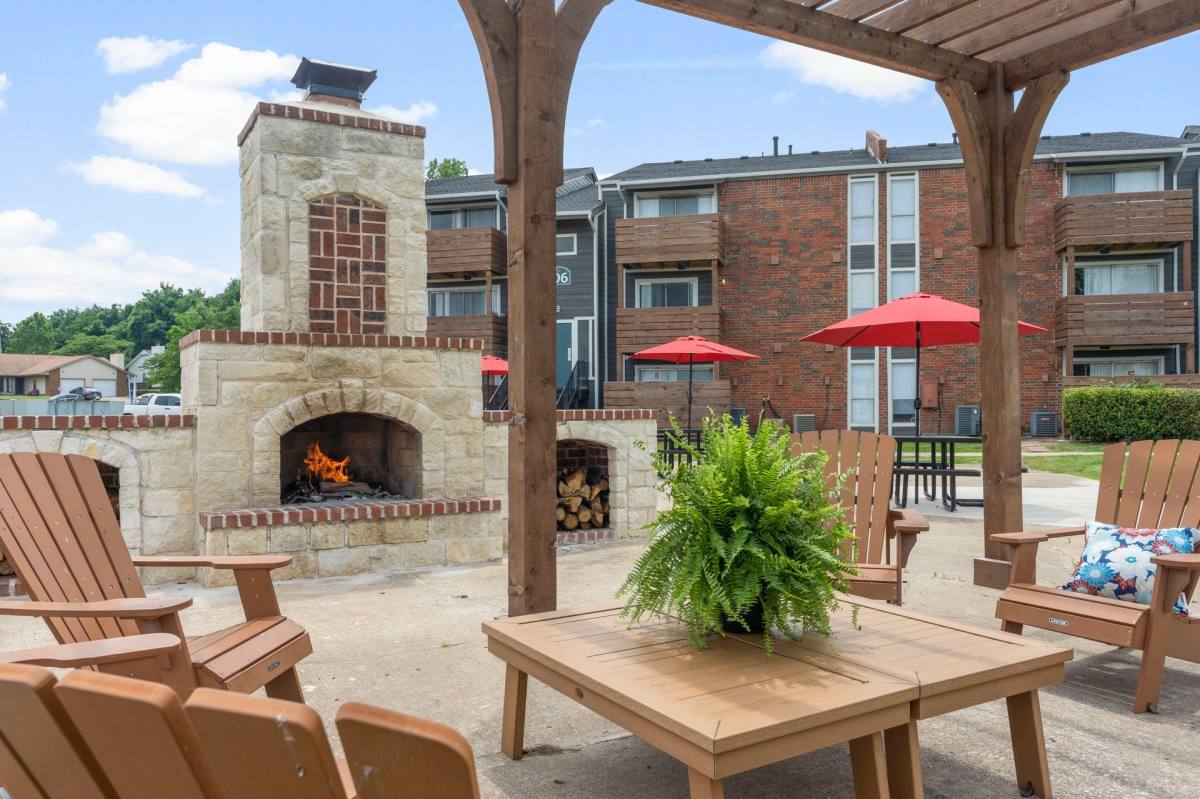 Apartment for rent at 512 E Madison, Broken Arrow, OK 74012