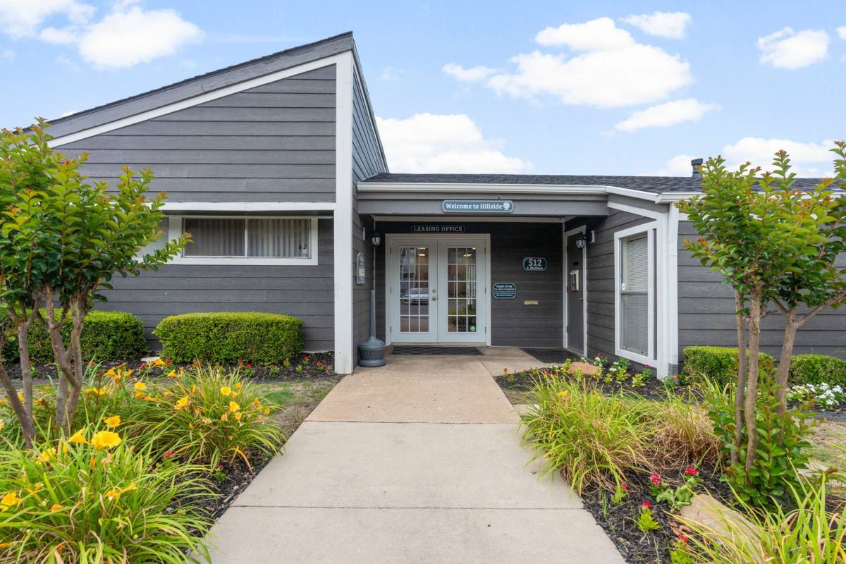 Apartment for rent at 512 E Madison, Broken Arrow, OK 74012