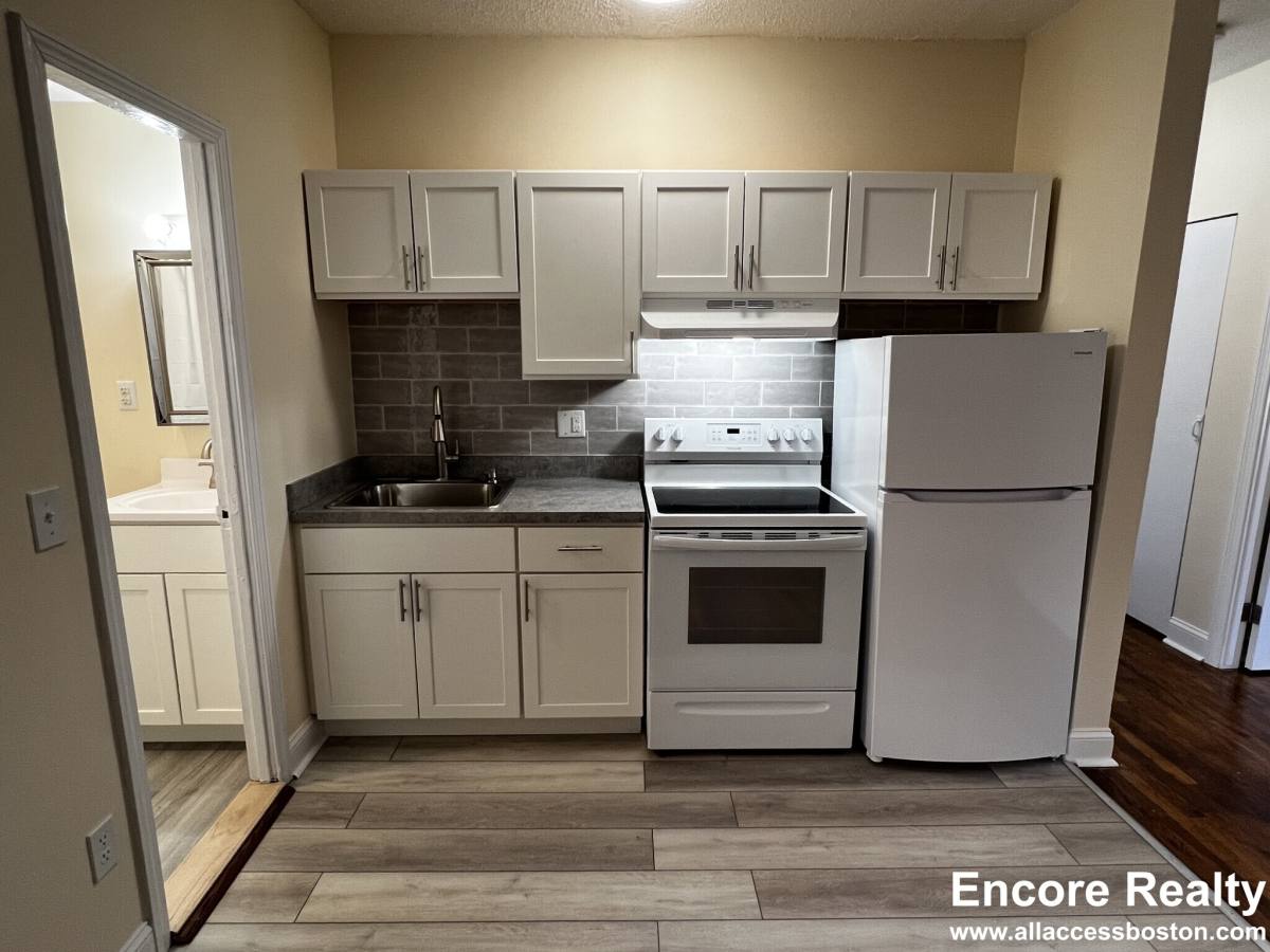 Apartment for rent at 888 Huntington Ave #7, Boston, MA 02115