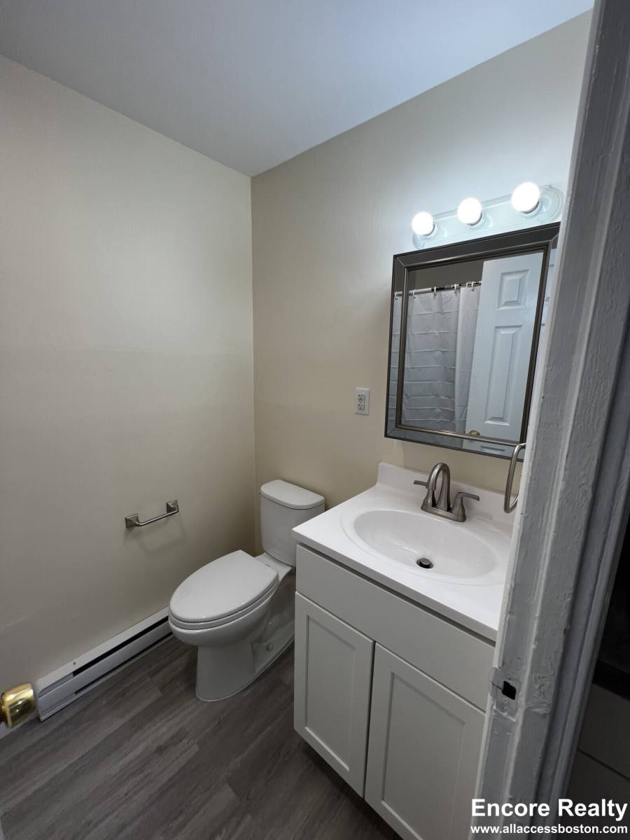 Apartment for rent at 888 Huntington Ave #7, Boston, MA 02115