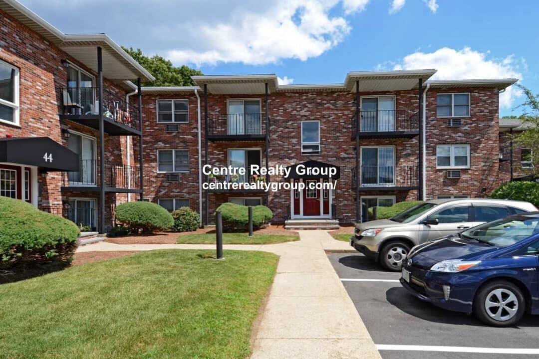 Apartment for rent at 38 Dean St #B, Norwood, MA 02062