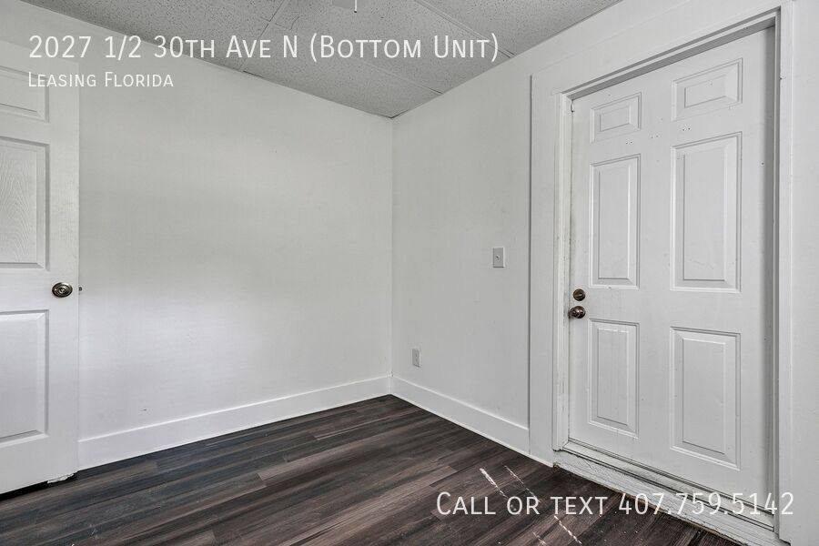 House for rent at 2027 1 2 30th Ave N Bottom, Saint Petersburg, FL 33713