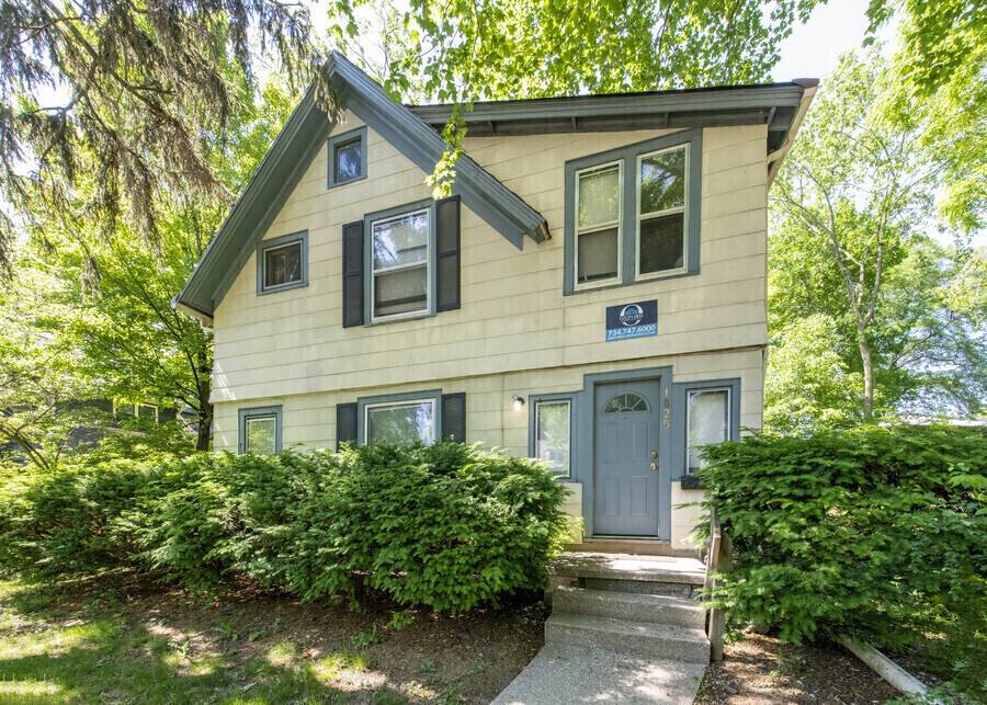 Apartment for rent at 1825 Hill #1825HIL, Ann Arbor, MI 48104