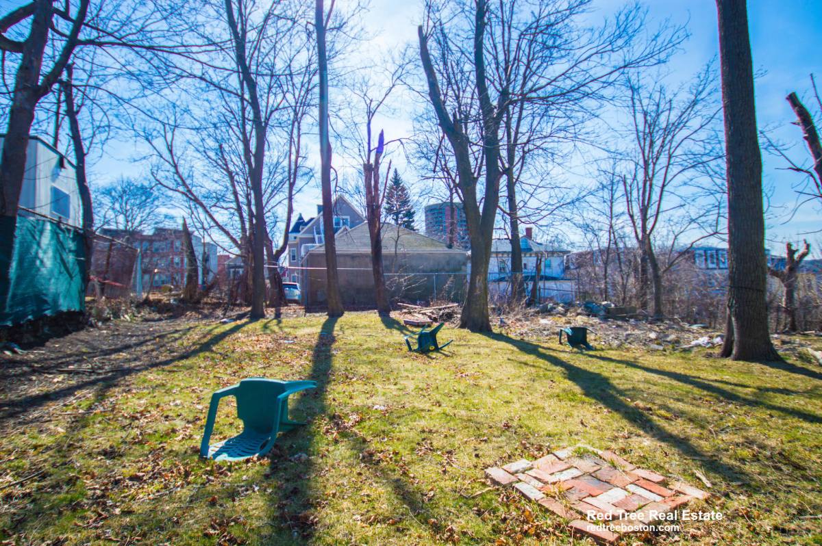 House for rent at 18 Cobden St, Roxbury, MA 02119