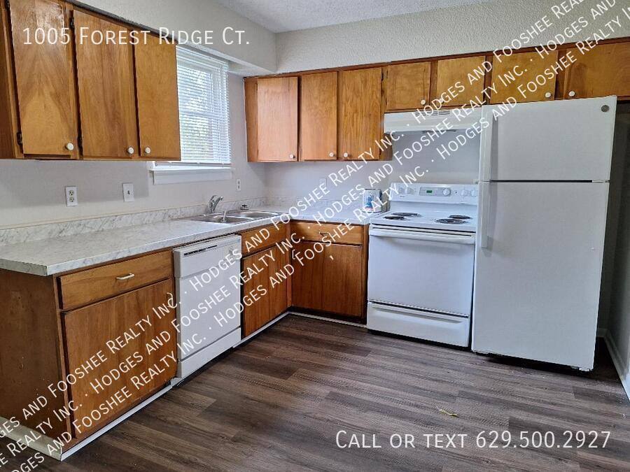 Townhouse for rent at 1005 Forest Ridge Court, Hermitage, TN 37076