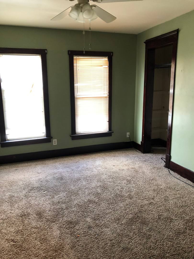 Apartment for rent at 2905-2907 7th Ave, Rock Island, IL 61201