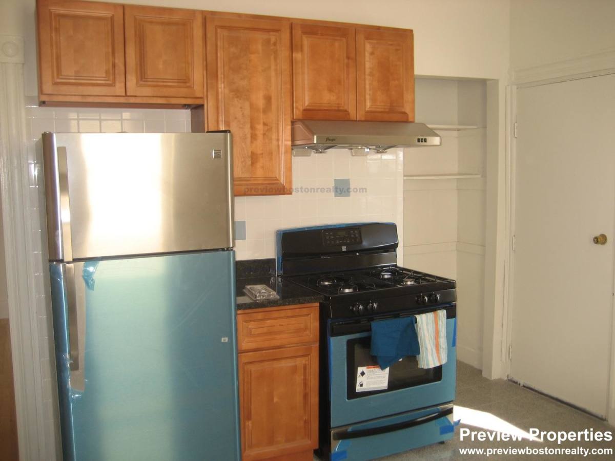 Apartment for rent at 190 Highland St #3P, Roxbury, MA 02119