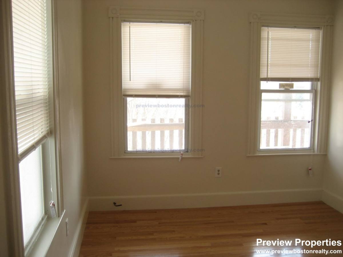 Apartment for rent at 190 Highland St #3P, Roxbury, MA 02119