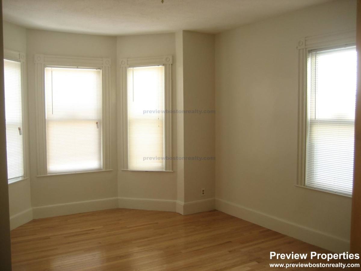 Apartment for rent at 190 Highland St #3P, Roxbury, MA 02119