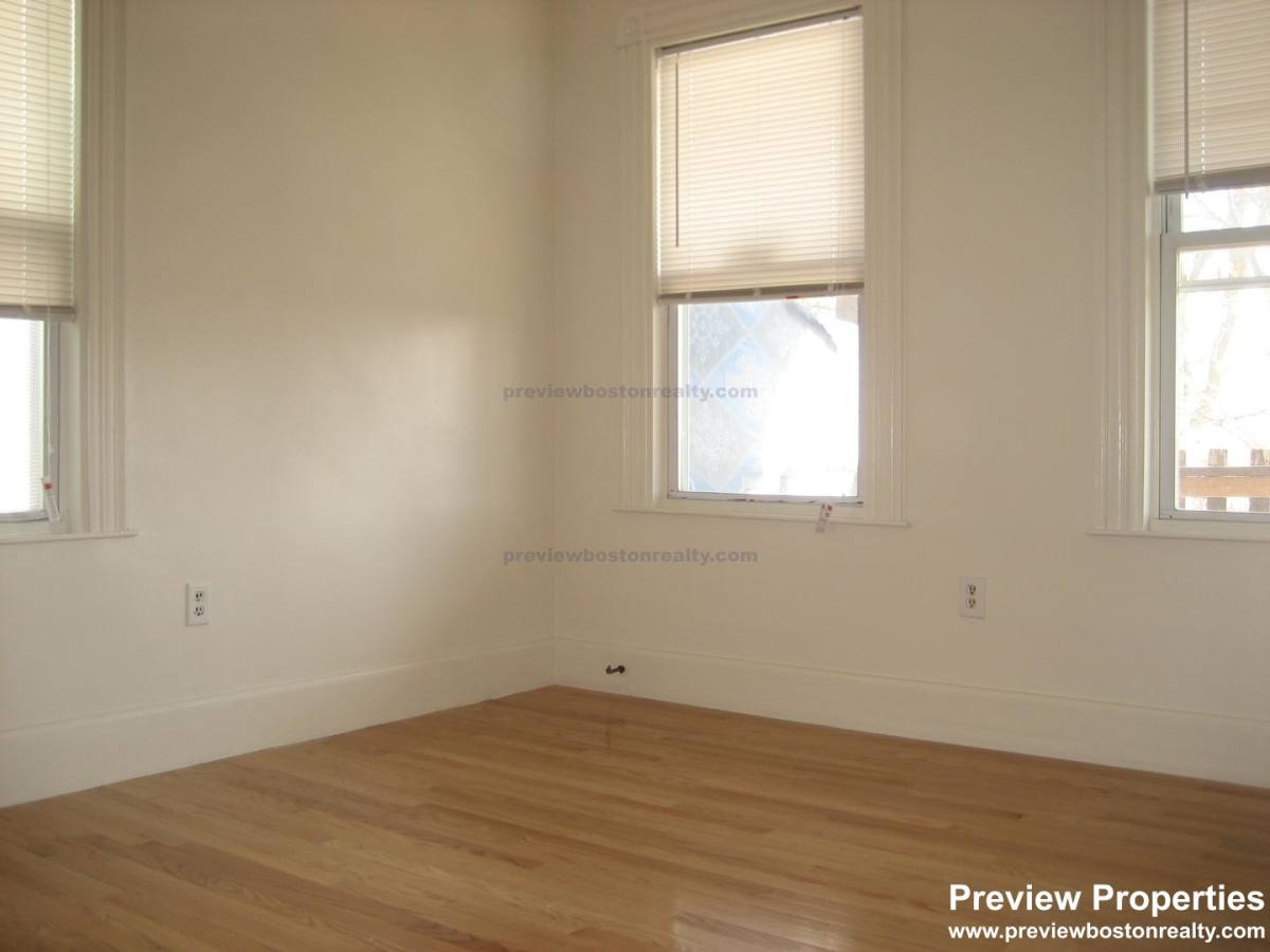 Apartment for rent at 190 Highland St #3P, Roxbury, MA 02119