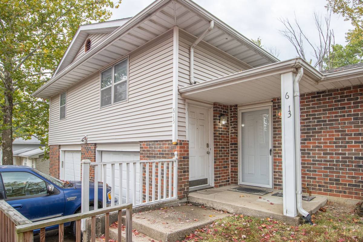 Apartment for rent at 613-615 Pear Tree Circle, Columbia, MO 65203