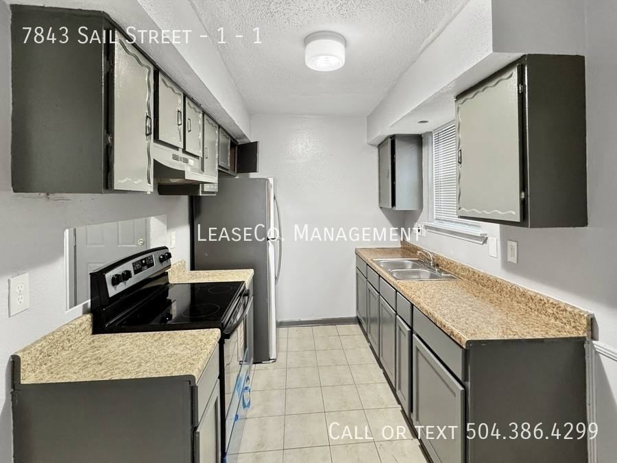 Townhouse for rent at 7843 Sail St #1, New Orleans, LA 70128