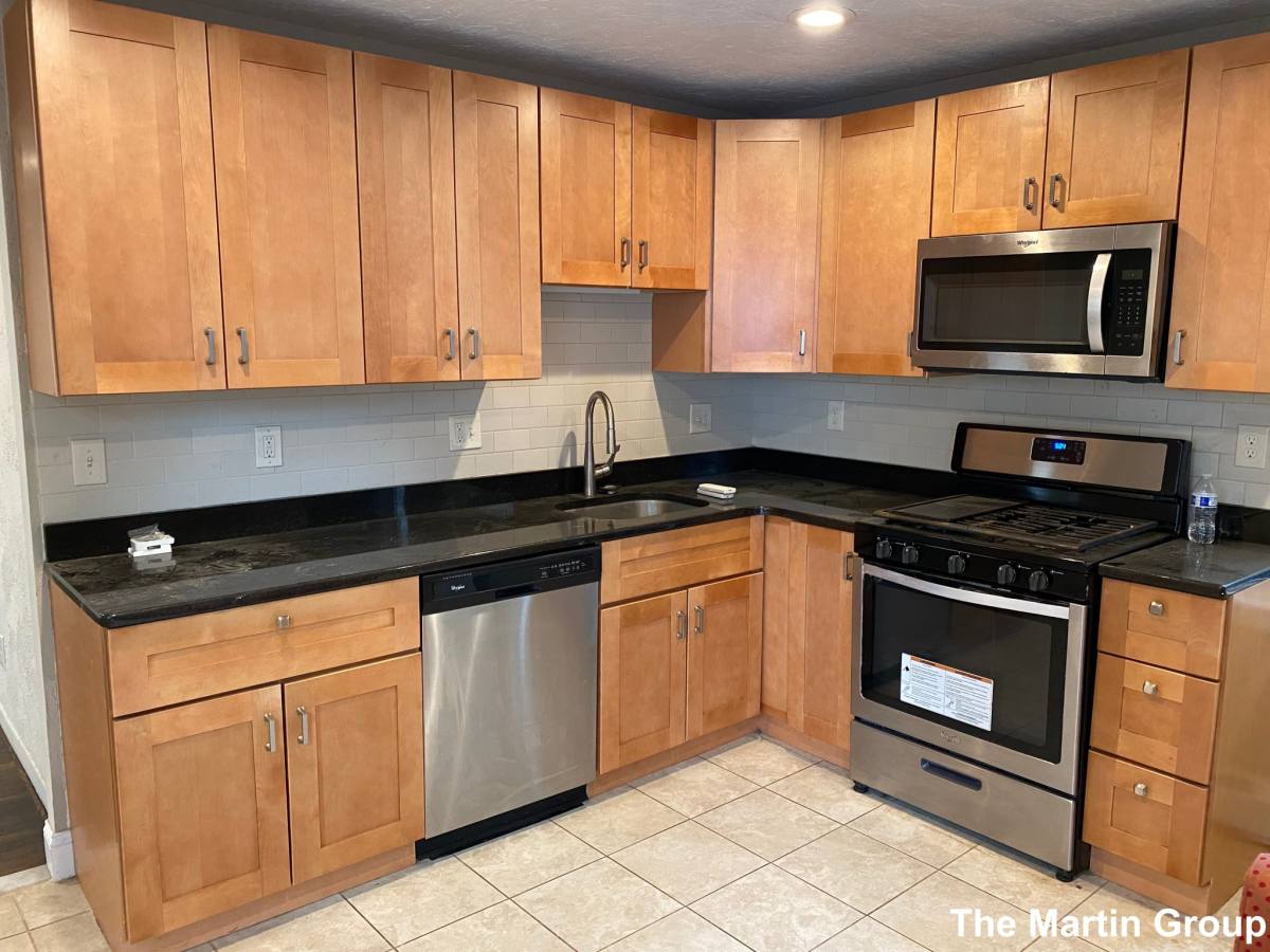 House for rent at 11 Pinckney St #2, Somerville, MA 02145