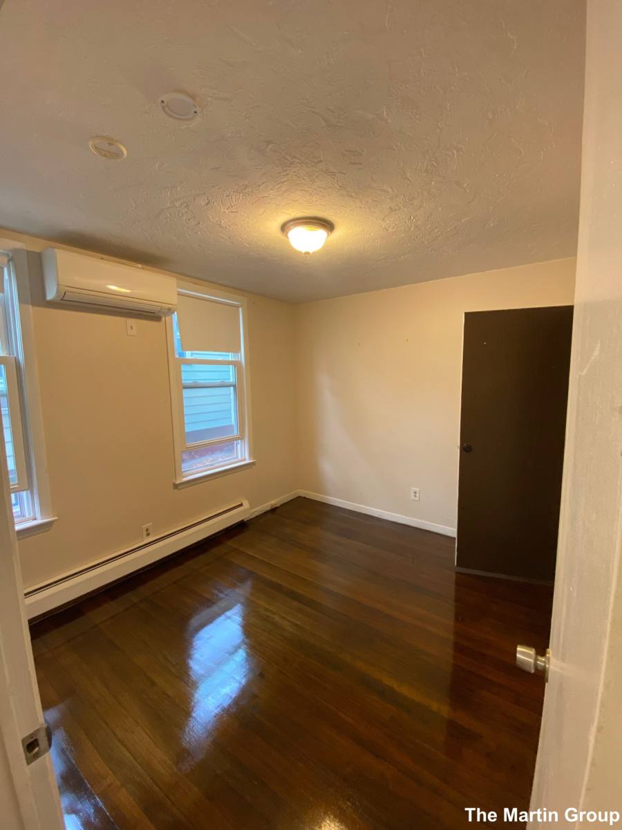 House for rent at 11 Pinckney St #2, Somerville, MA 02145