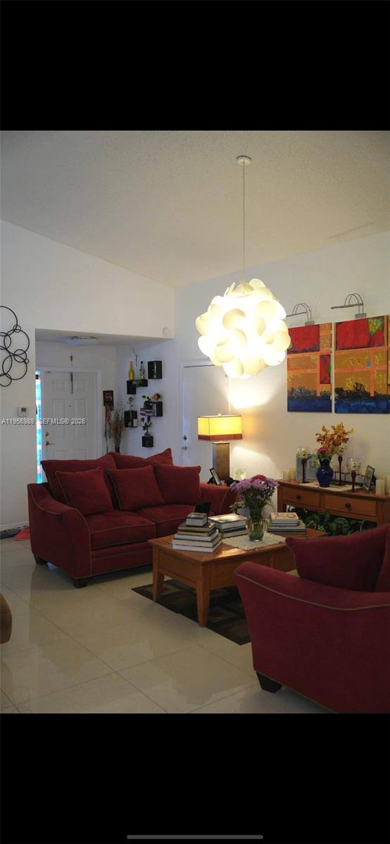 Apartment for rent at 16817 SW 90th St #1, Miami, FL 33196