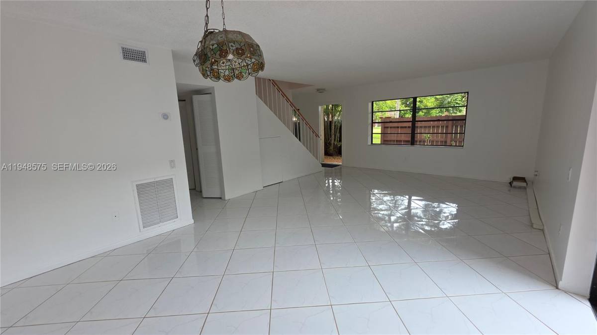 Apartment for rent at 7124 SW 114th Place #7124A, Miami, FL 33173