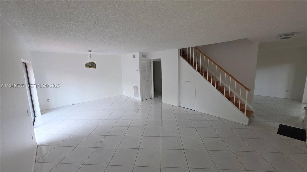Apartment for rent at 7124 SW 114th Place #7124A, Miami, FL 33173