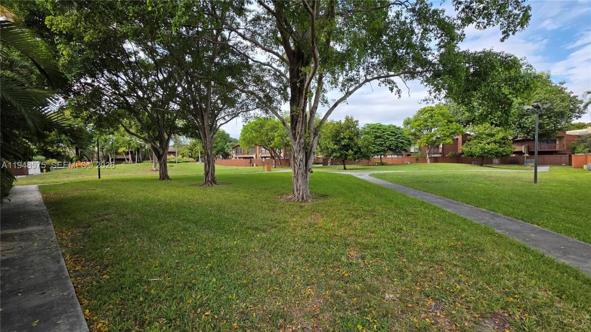 Apartment for rent at 7124 SW 114th Place #7124A, Miami, FL 33173