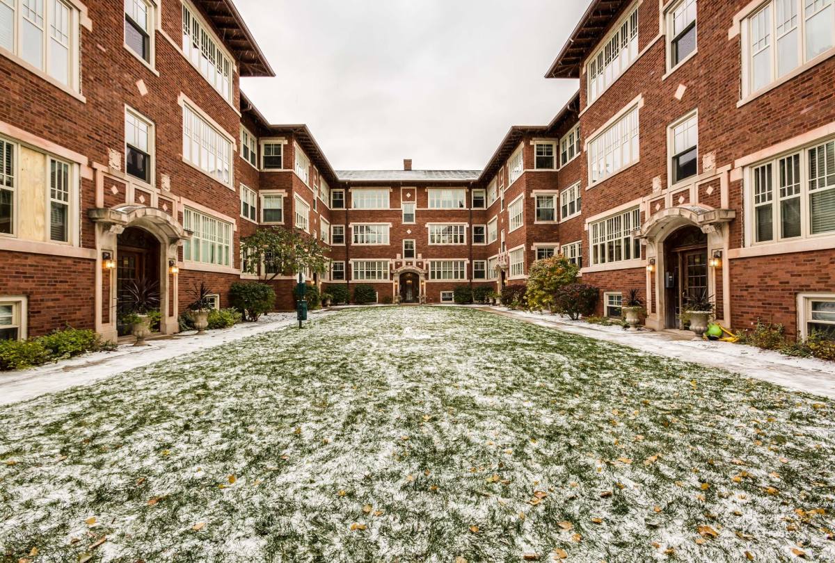 Apartment for rent at 632 Hinman Ave, Evanston, IL 60202