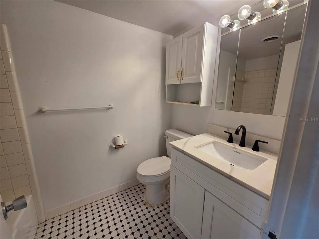Apartment for rent at 606 S Betty Lane #606C, Clearwater, FL 33756