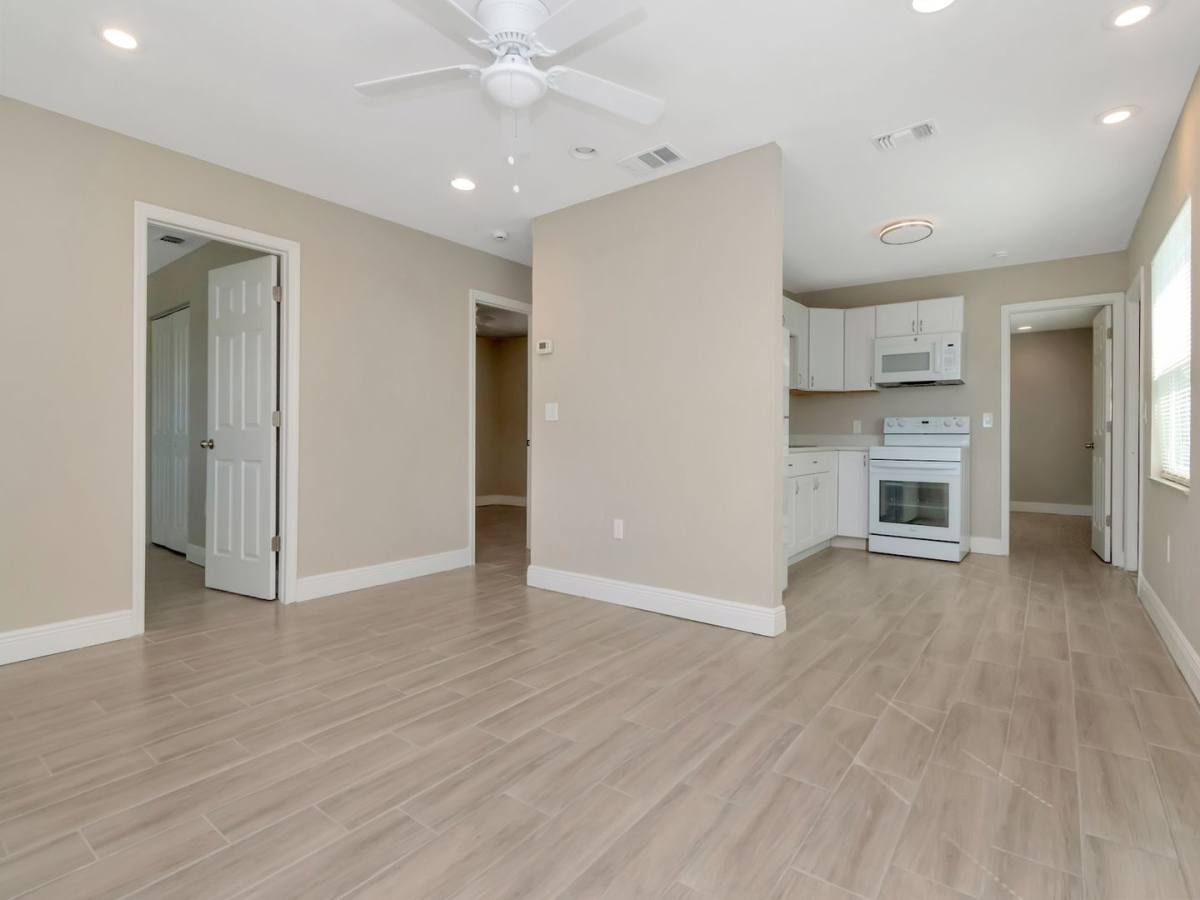 House for rent at 1207 62nd Ave E, Bradenton, FL 34203