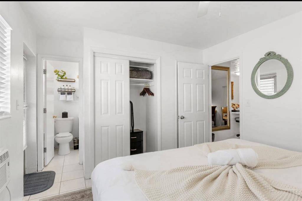 Apartment for rent at 820 NE 16th Ave #820-3, Fort Lauderdale, FL 33304