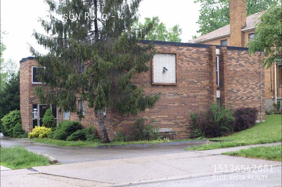 Apartment for rent at 2443 Ferguson Rd #4, Cincinnati, OH 45238