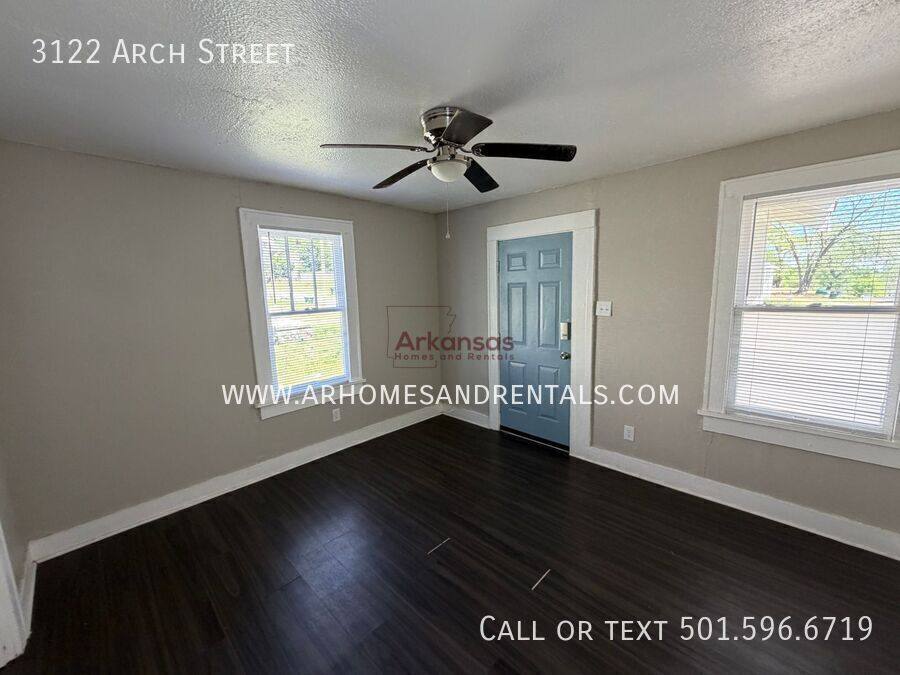Apartment for rent at 3122 Arch St, Little Rock, AR 72206