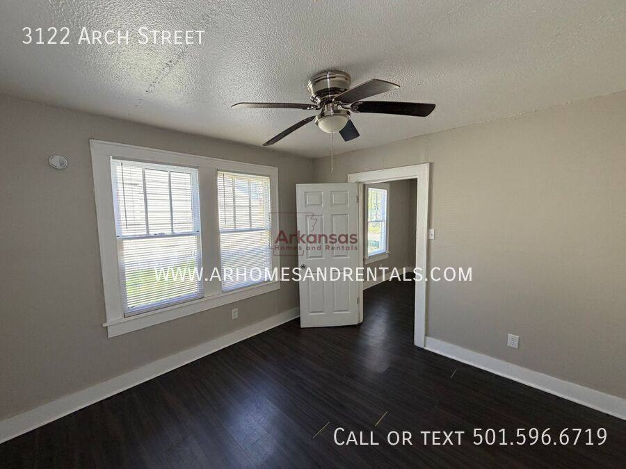 Apartment for rent at 3122 Arch St, Little Rock, AR 72206