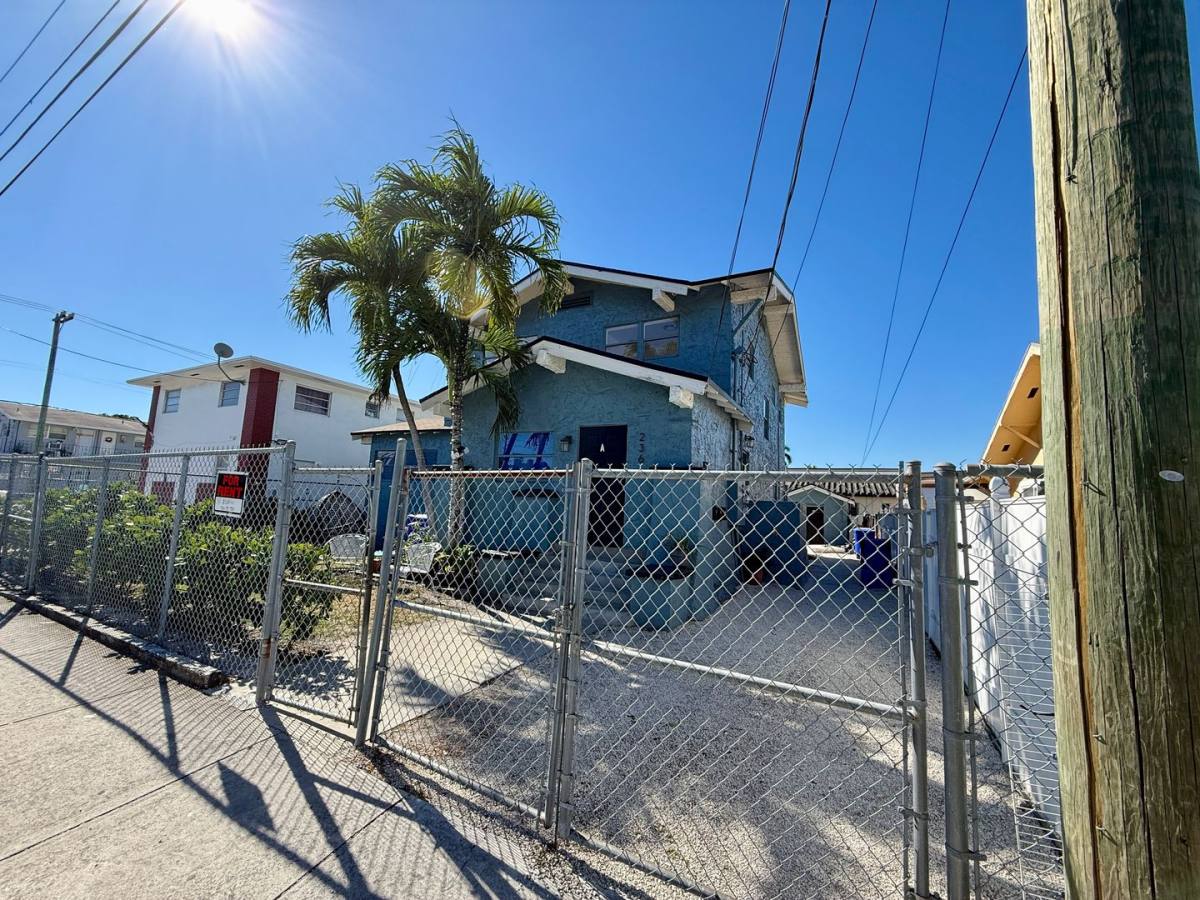 Apartment for rent at 236 SW 10th Ave, Miami, FL 33130
