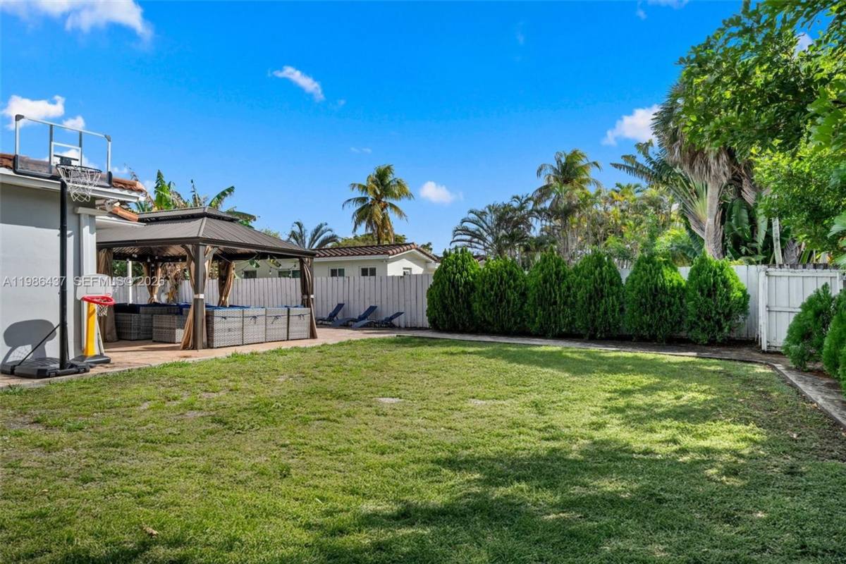 House for rent at 4306 Johnson St, Hollywood, FL 33021