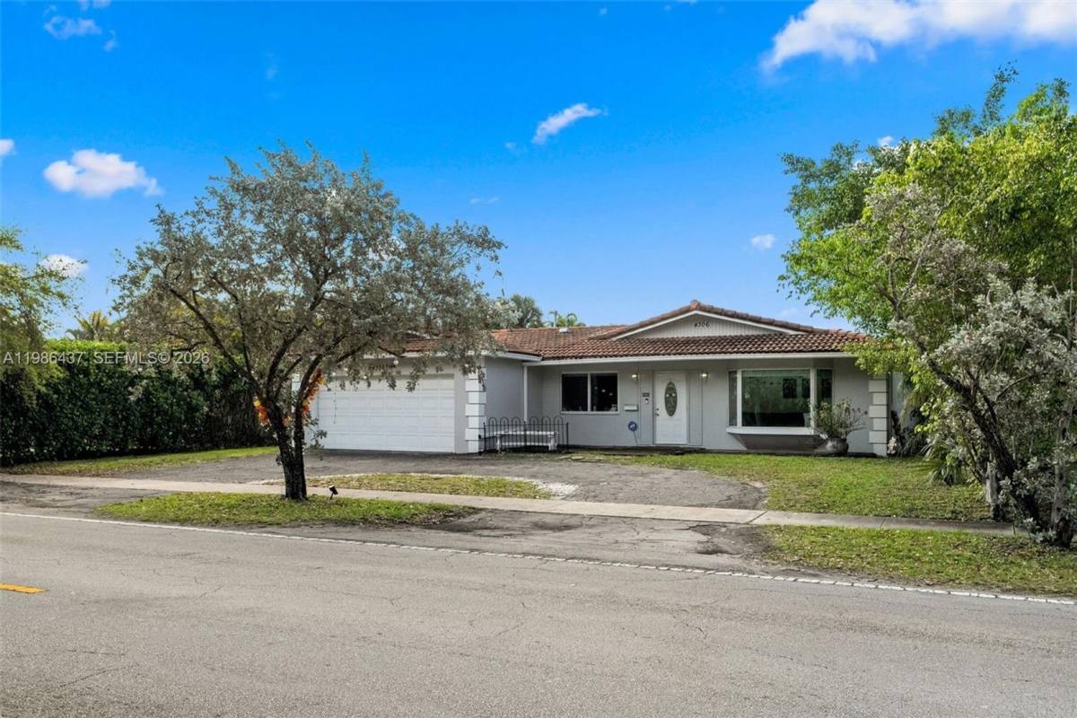 House for rent at 4306 Johnson St, Hollywood, FL 33021