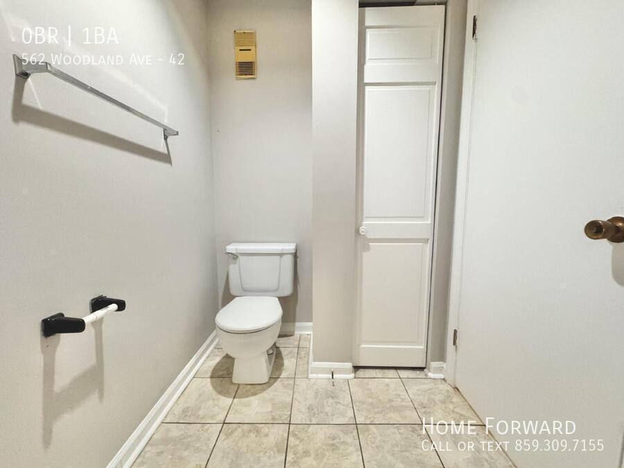 Condo for rent at 562 Woodland Ave #42, Lexington, KY 40508