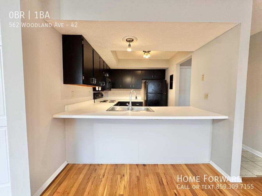 Condo for rent at 562 Woodland Ave #42, Lexington, KY 40508